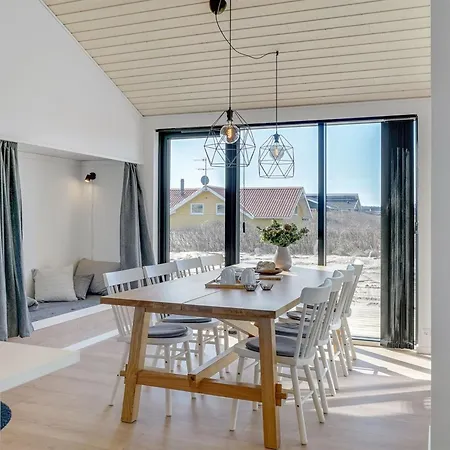 Aiko - 50m From The Sea By Interhome Feriehus