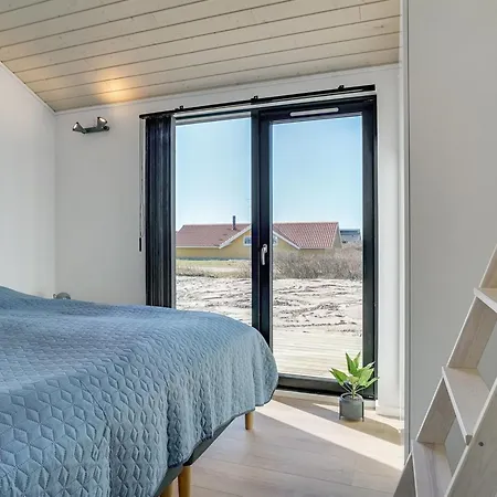 Aiko - 50m From The Sea By Interhome