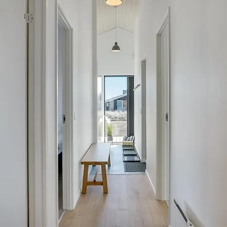 Aiko - 50m From The Sea By Interhome